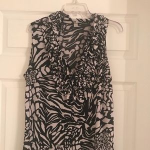 Black & white dress shell w/playful ruffles